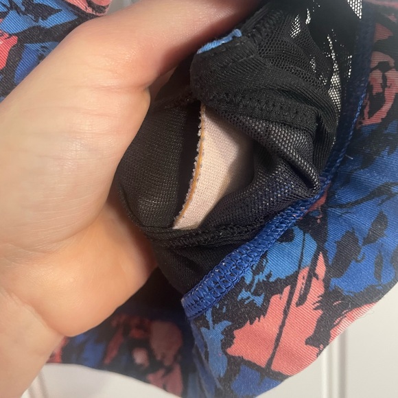 Lululemon Energy Bra (Exhale)(4) - Picture 8 of 12